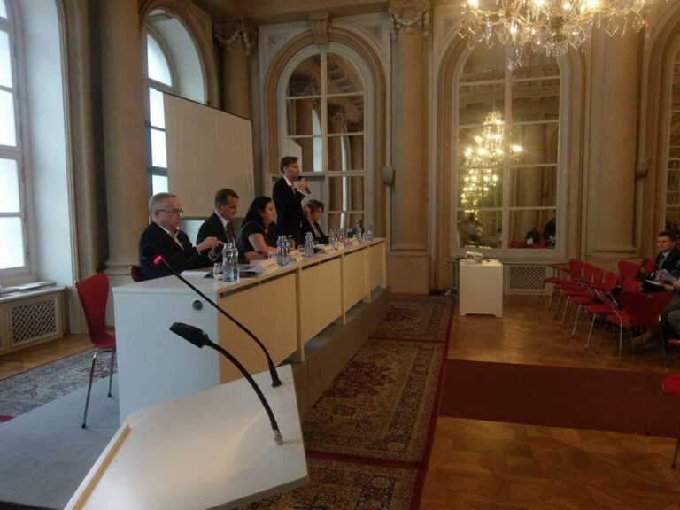 EPATV no Debate político Adult Education & Employment, em Bratislava