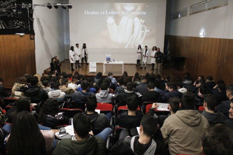 Ótica em palestra