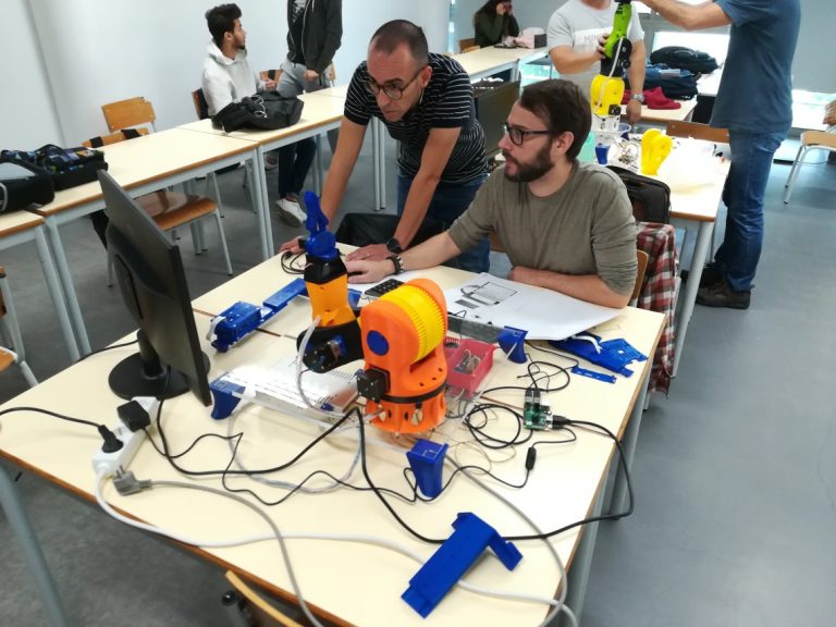 A EPATV conquista avanços em Projeto Erasmus+ sobre Robótica