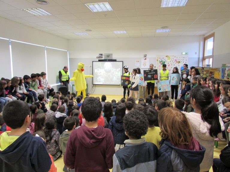 EPATV: pedalada ecológica animou sete centros escolares